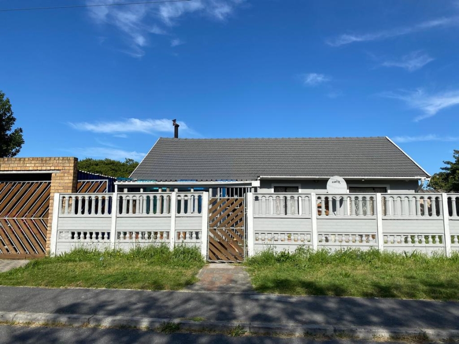 To Let 3 Bedroom Property for Rent in Nooitgedacht Western Cape